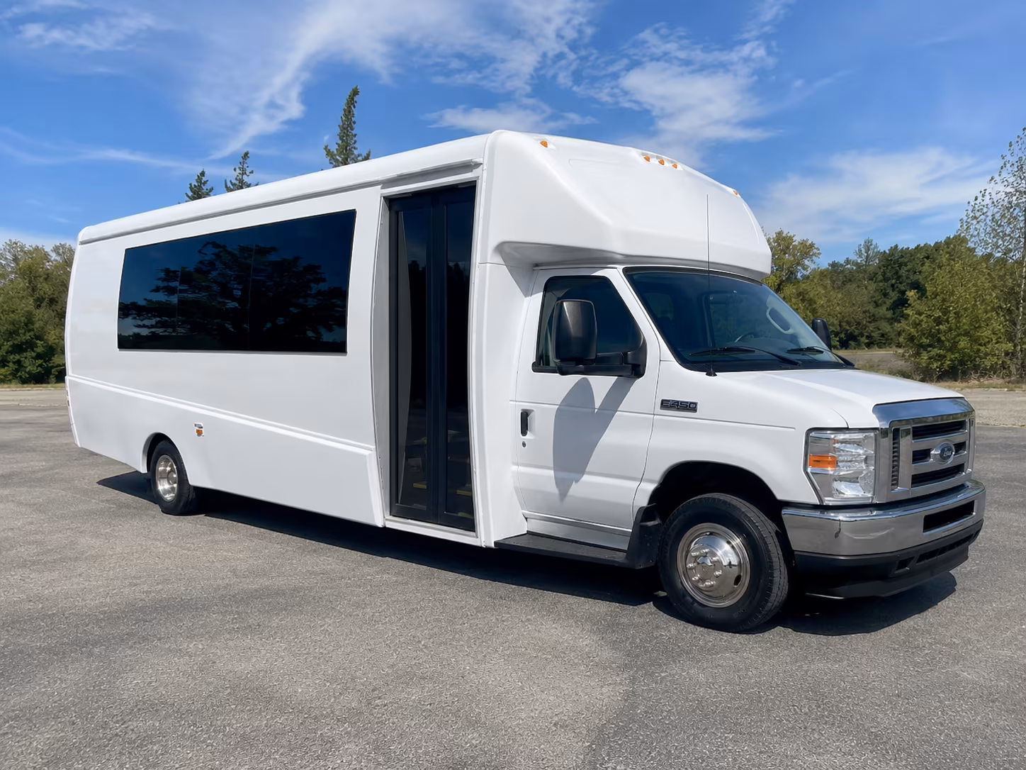 Aurora Birthday, Sweet 16, & Quinceañera Party Bus Rentals