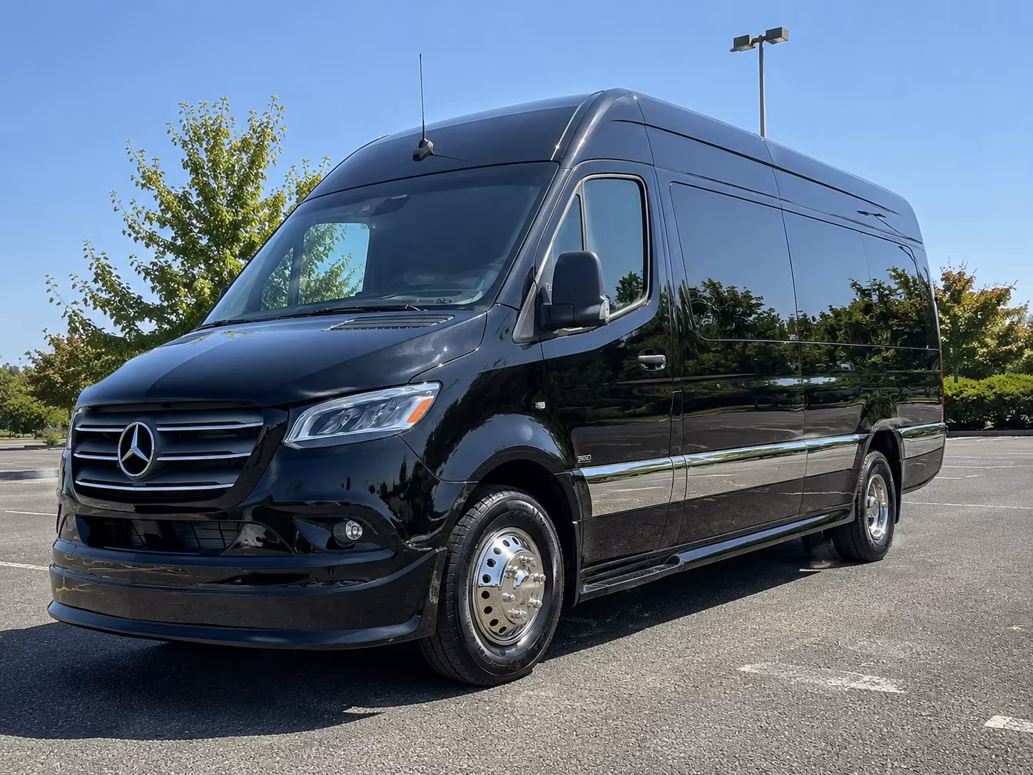 Denver Airport Shuttle & Transportation party bus exterior