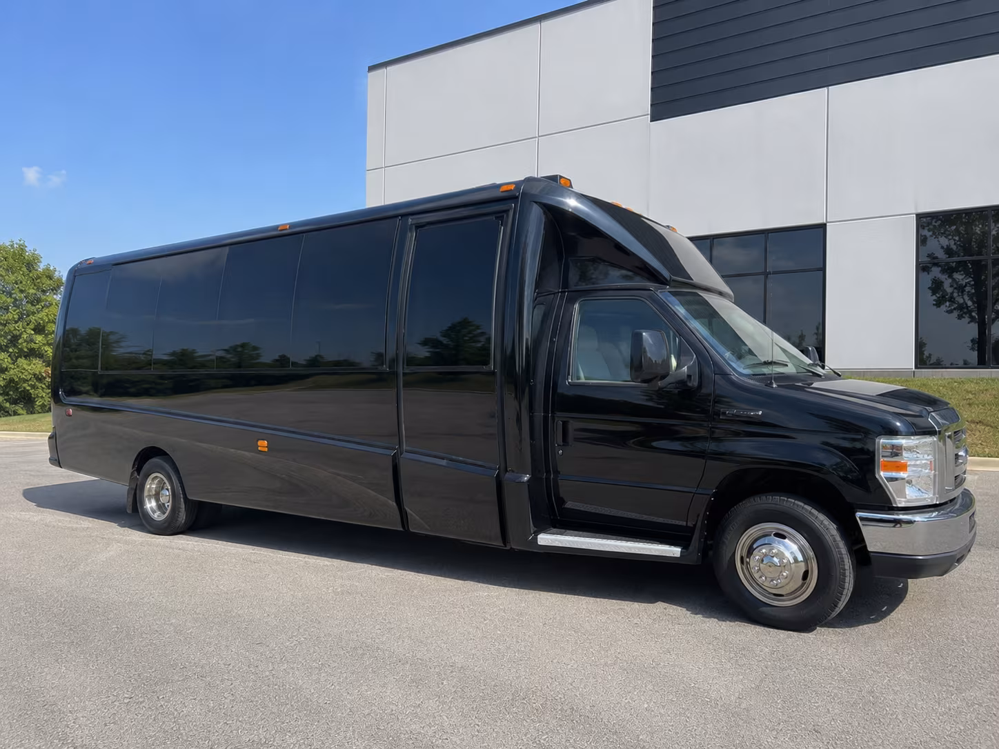 Thornton Homecoming & Prom Party Bus Rentals